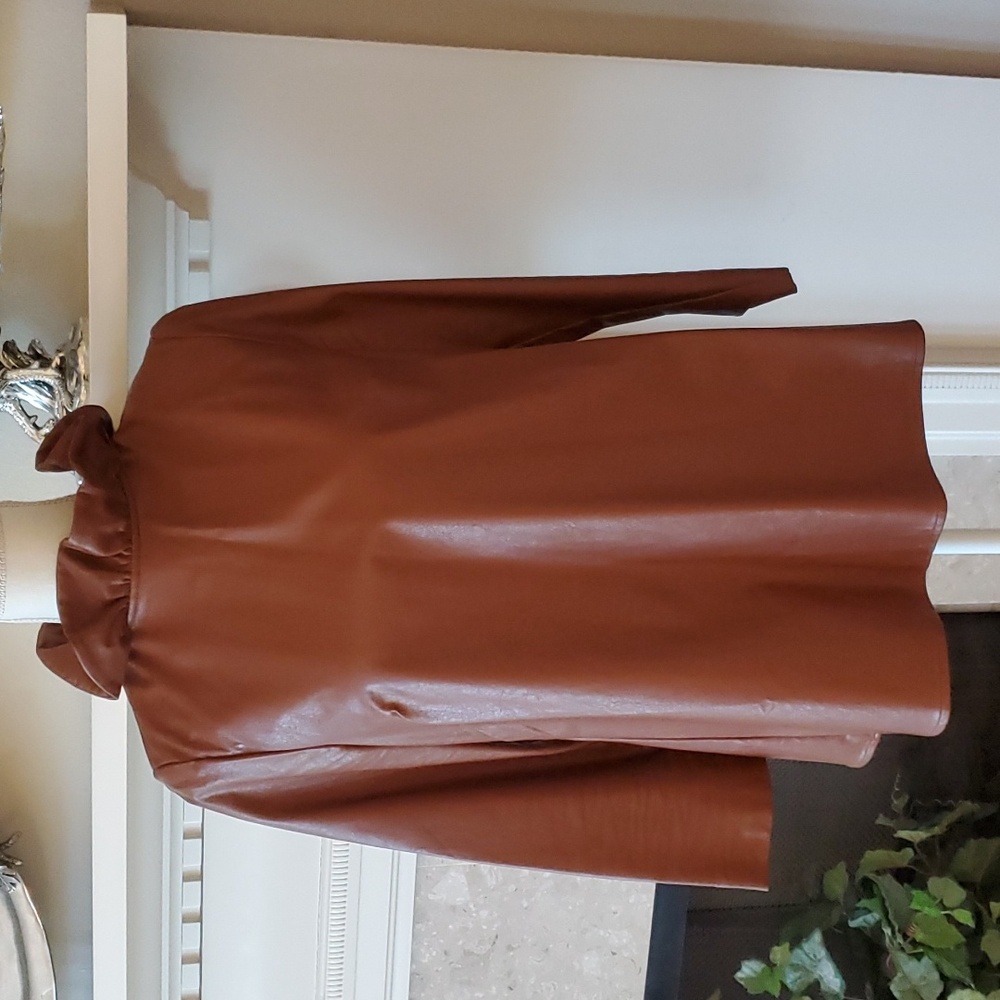 Tuckernuck Faye Bow Top